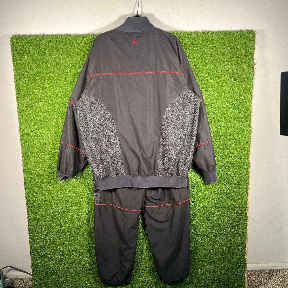 Jordan Mens XL Track Suit Black Red Elephant Print Jumpman Jacket Pants